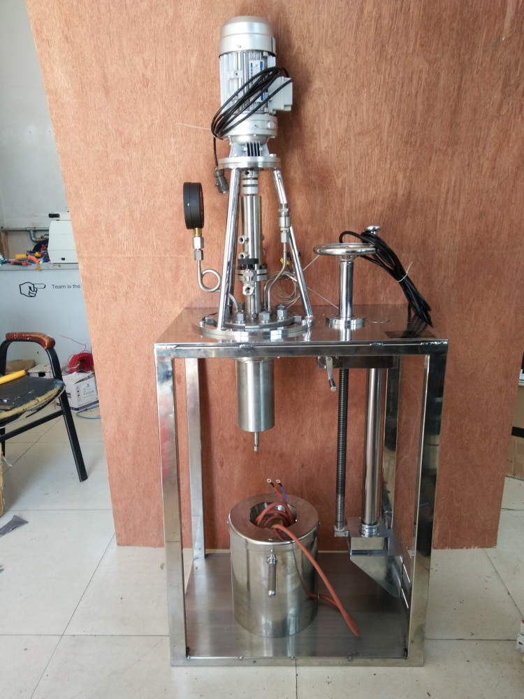 KCFD系列--框架結構、螺栓連接、磁流體直連、翻轉出料側面照片