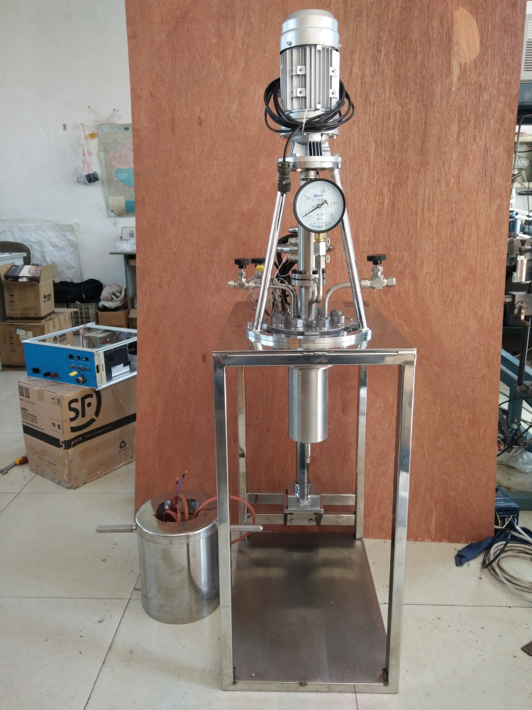 KCFD系列--框架結構、螺栓連接、磁流體直連、翻轉出料正面照片